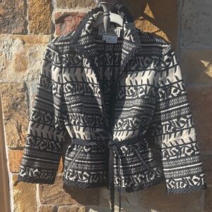 Carlisle Black and Cream Patterned Blazer